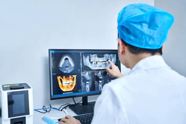 Best Emergency Cosmetic Dentistry (e.g., broken veneers) in Lakewood, OH